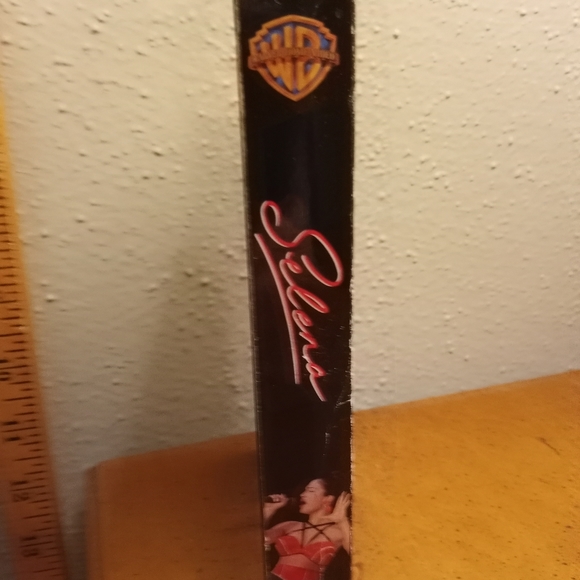 Selena VHS - Picture 8 of 9
